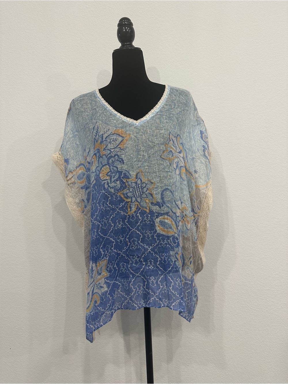 Chico's Light Blue Floral Sheer V-Neck Tunic